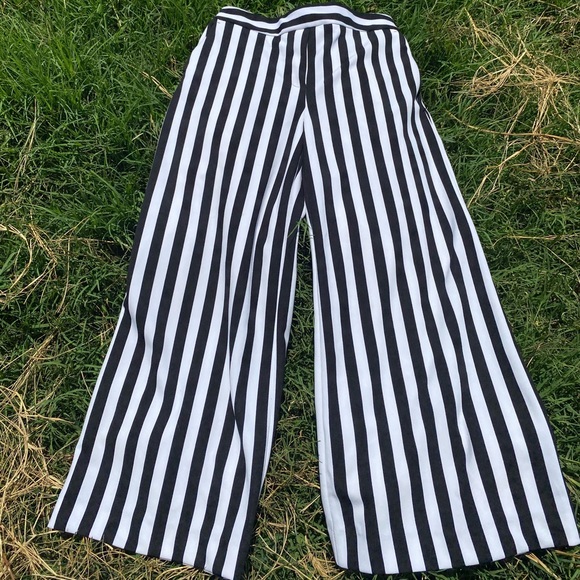 Palazzo pants - Picture 2 of 2